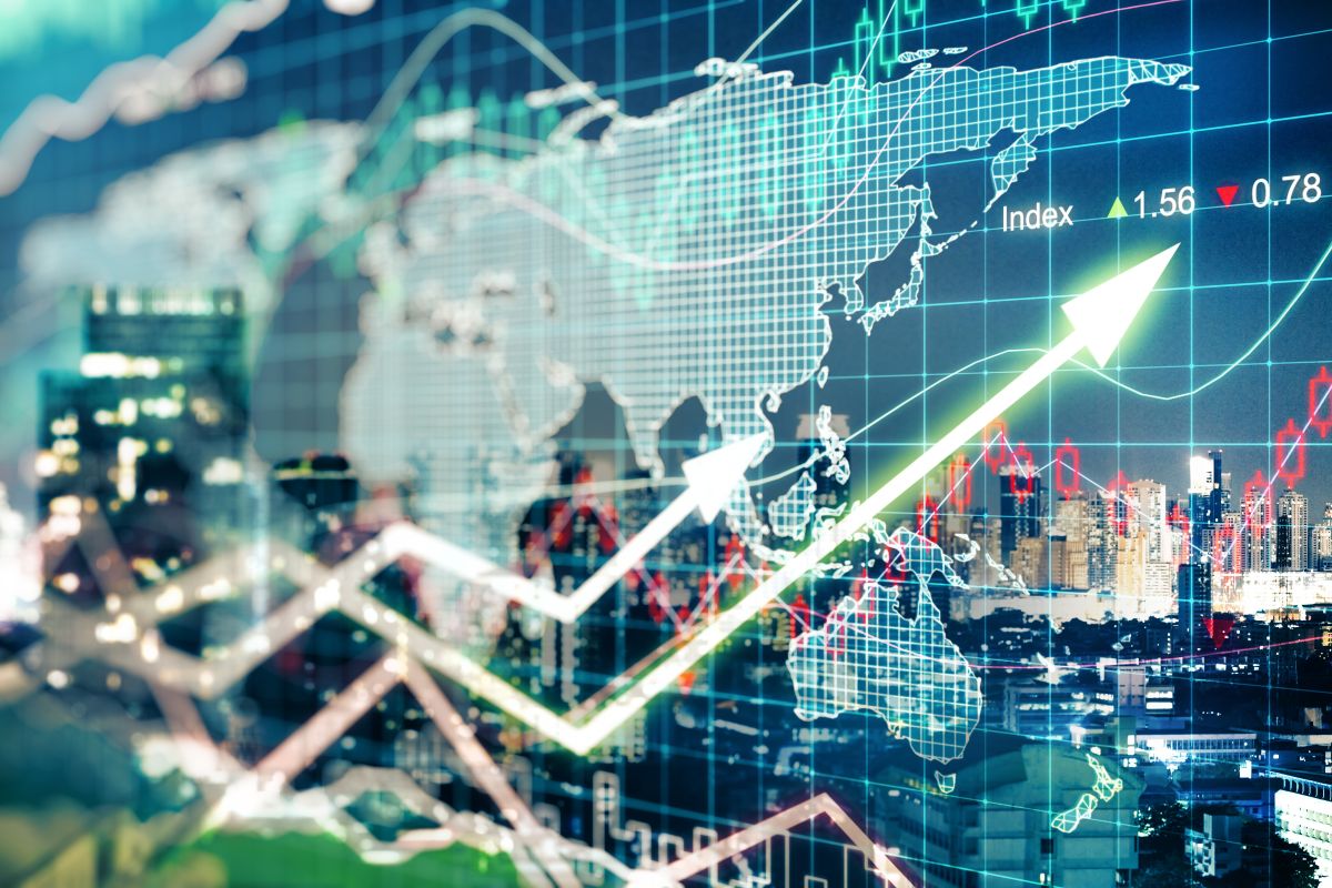 Economic Models in Support Operations: Structural Analysis