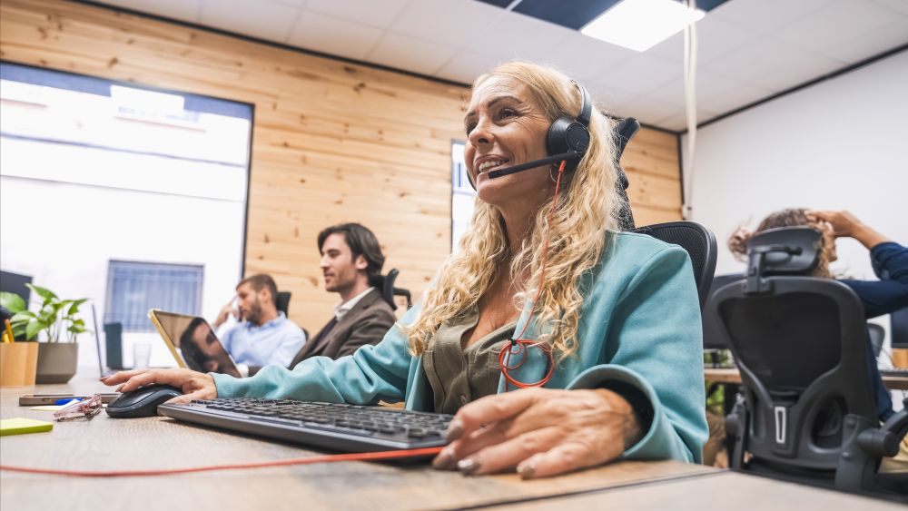 Leveraging Nearshore Solutions to Scale Your Multilingual Support