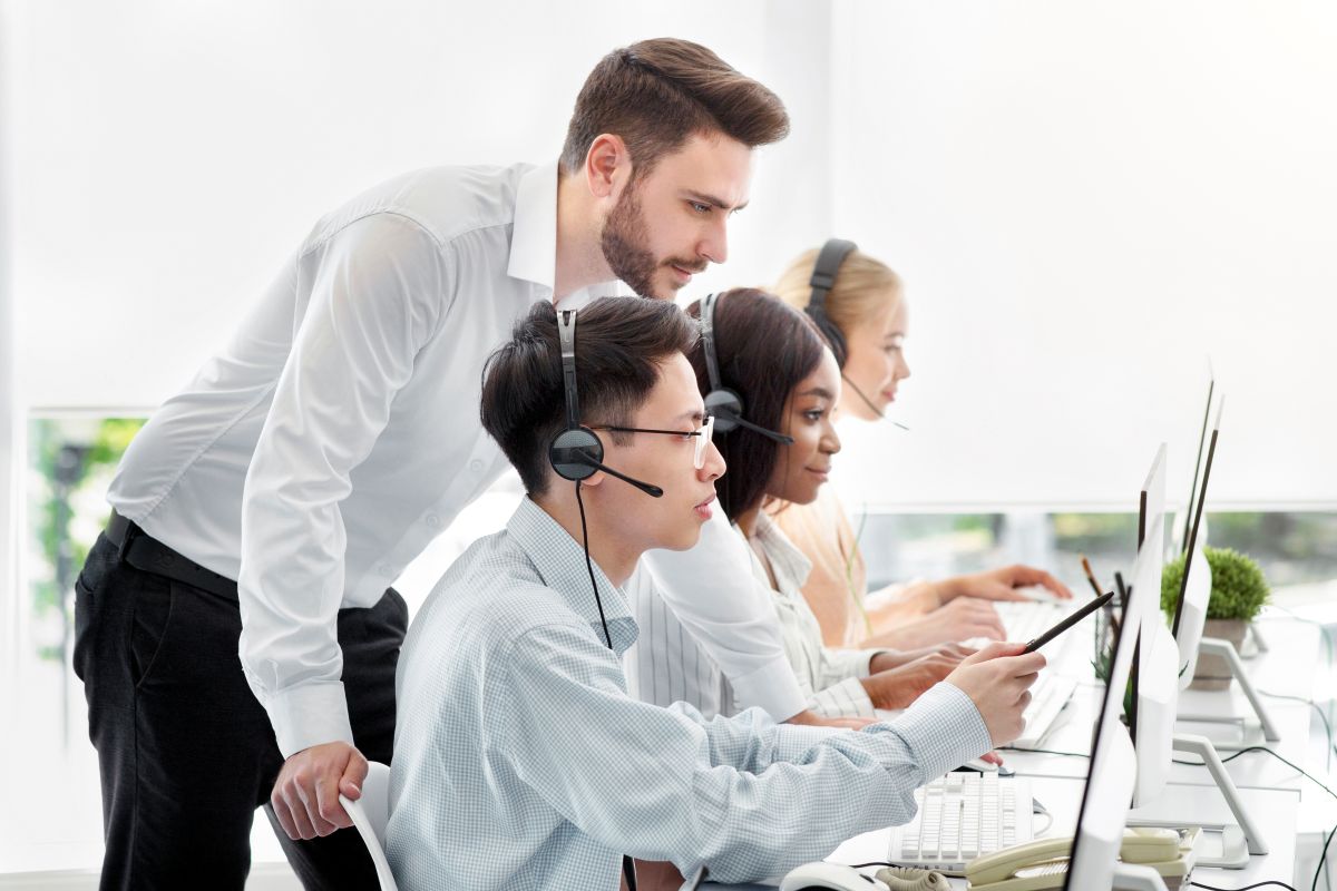 Why Hotels Choose a Hospitality Call Center in 2026