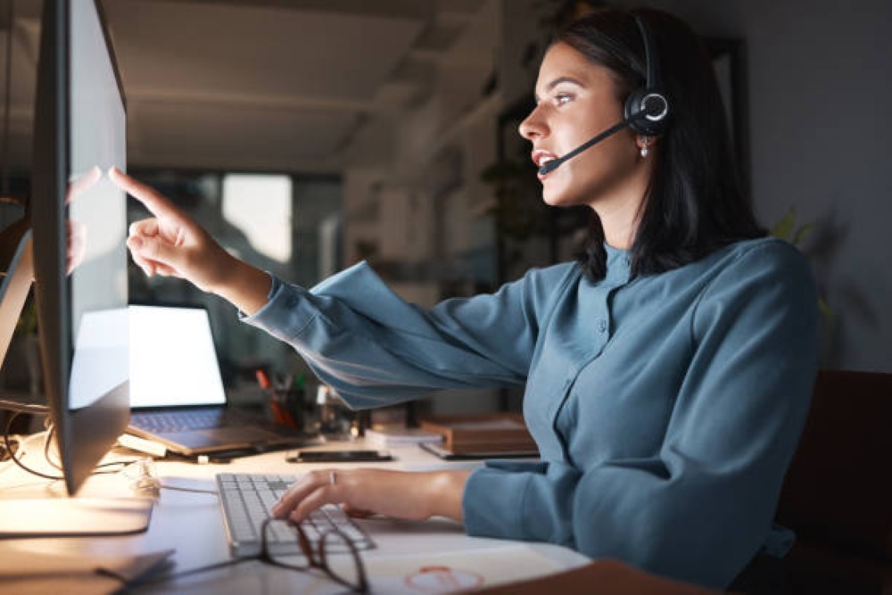 Why AI Triage Defines the Customer Experience Trends 2026 Conversation
